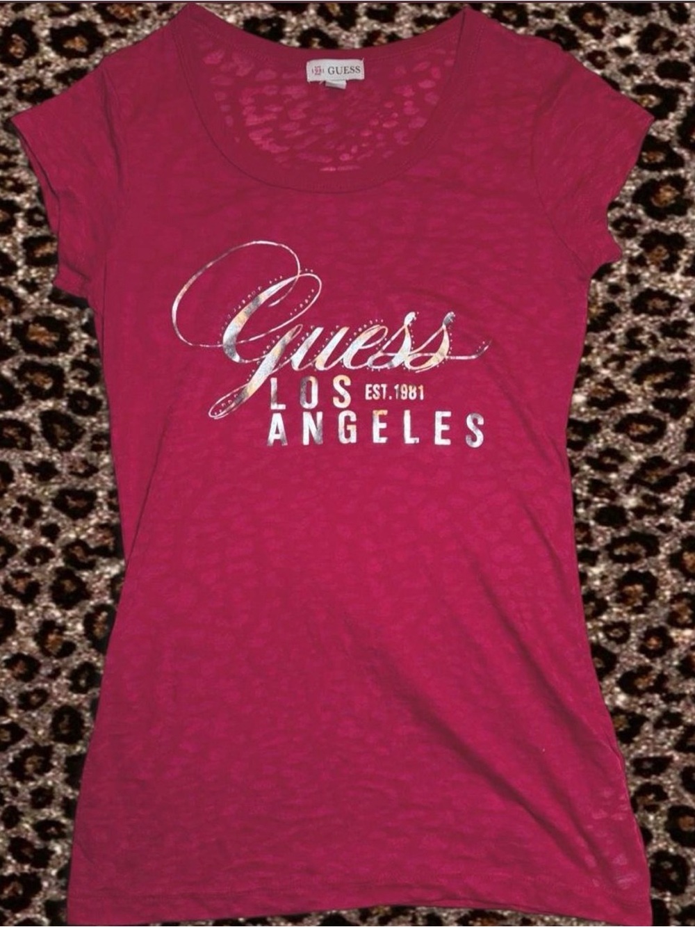 Guess Hot Pink Short Sleeve Logo T‑Shirt with Silver Script
